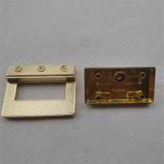 44mm Golden Square Twist Lock